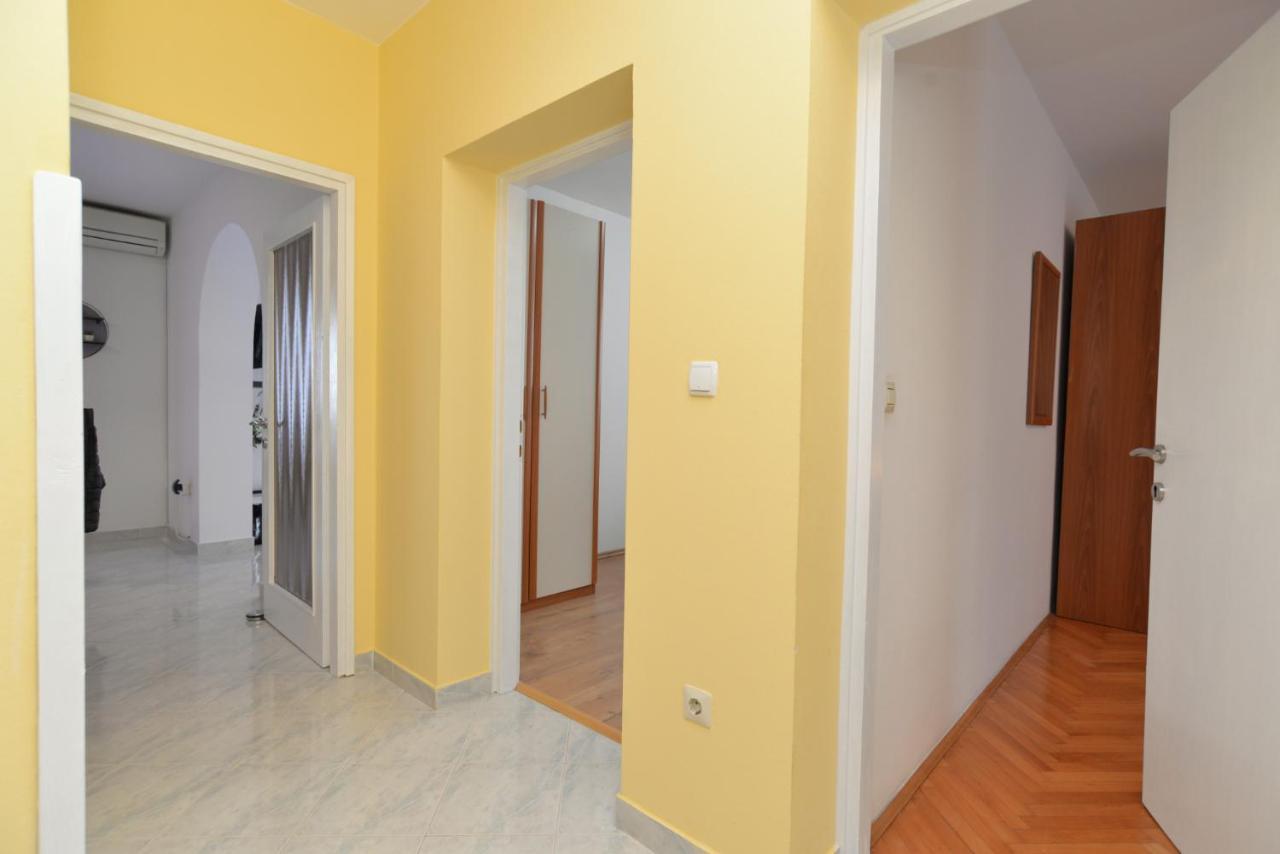 Apartments Violete 742 Pula Bagian luar foto